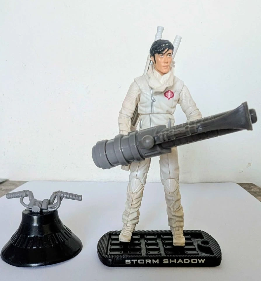 2009 Hasbro G.I. Joe Storm Shadow Paris Pursuit Action Figure - photo 2