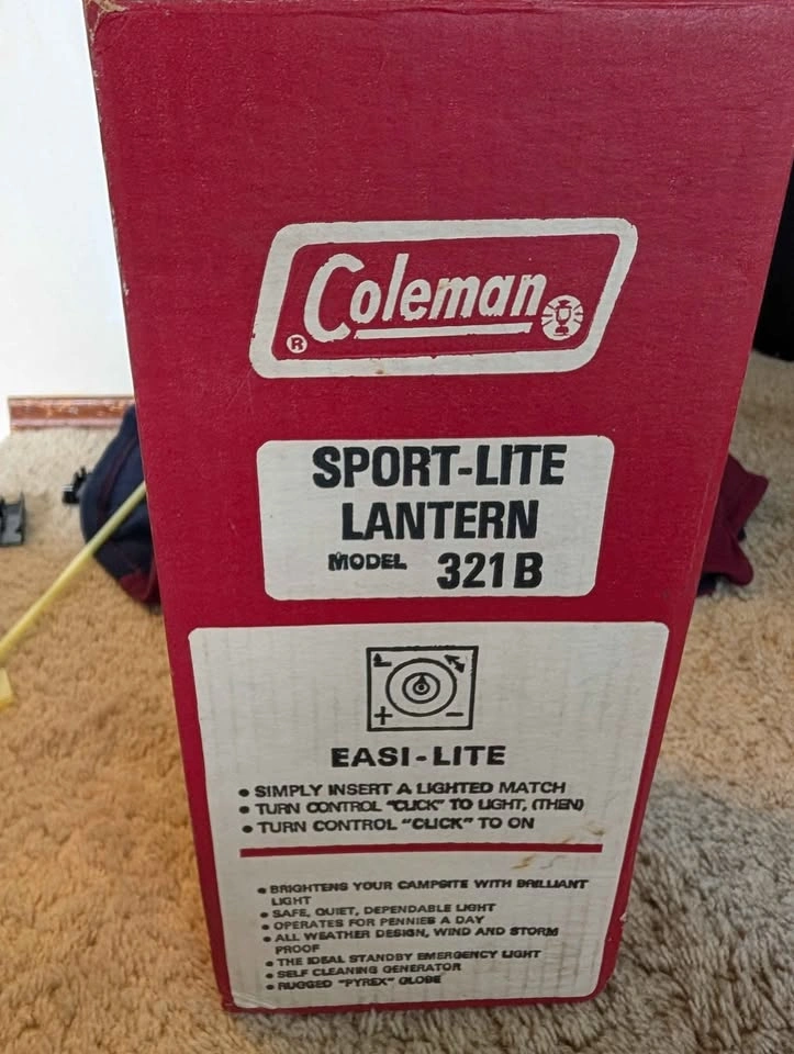 Vintage 1978 Coleman Sport-Lite Lantern Model 321B - photo 3