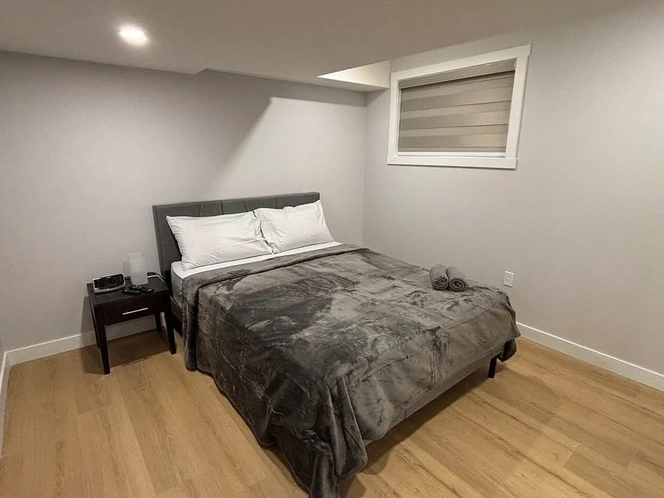1 Bed 1 Bath - House - photo 3