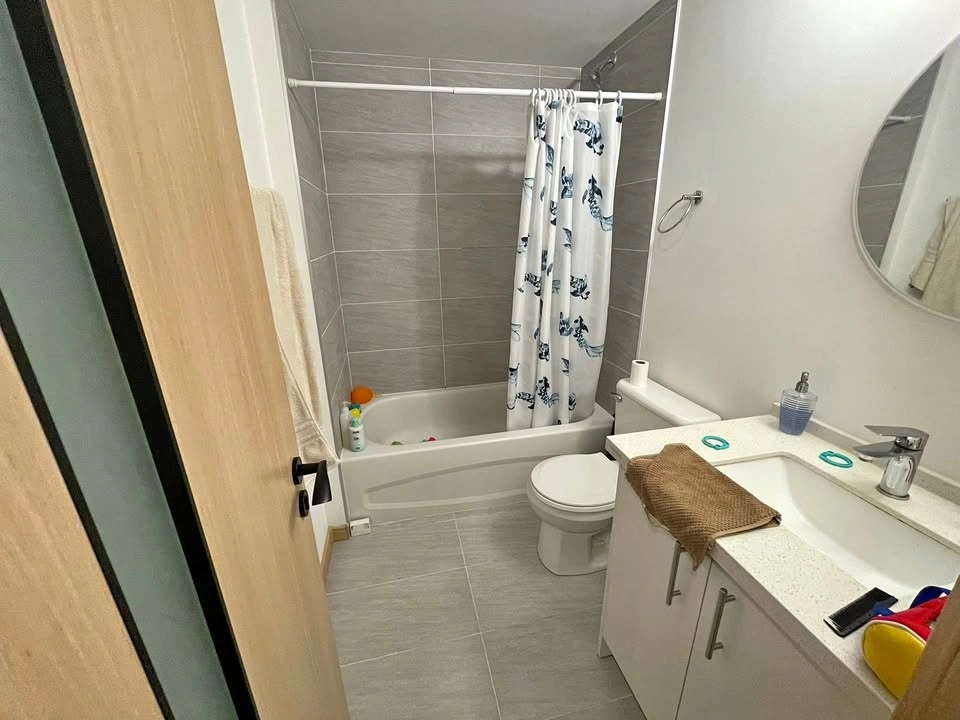 3 Bedroom 2 Bathroom Apartment for Rent