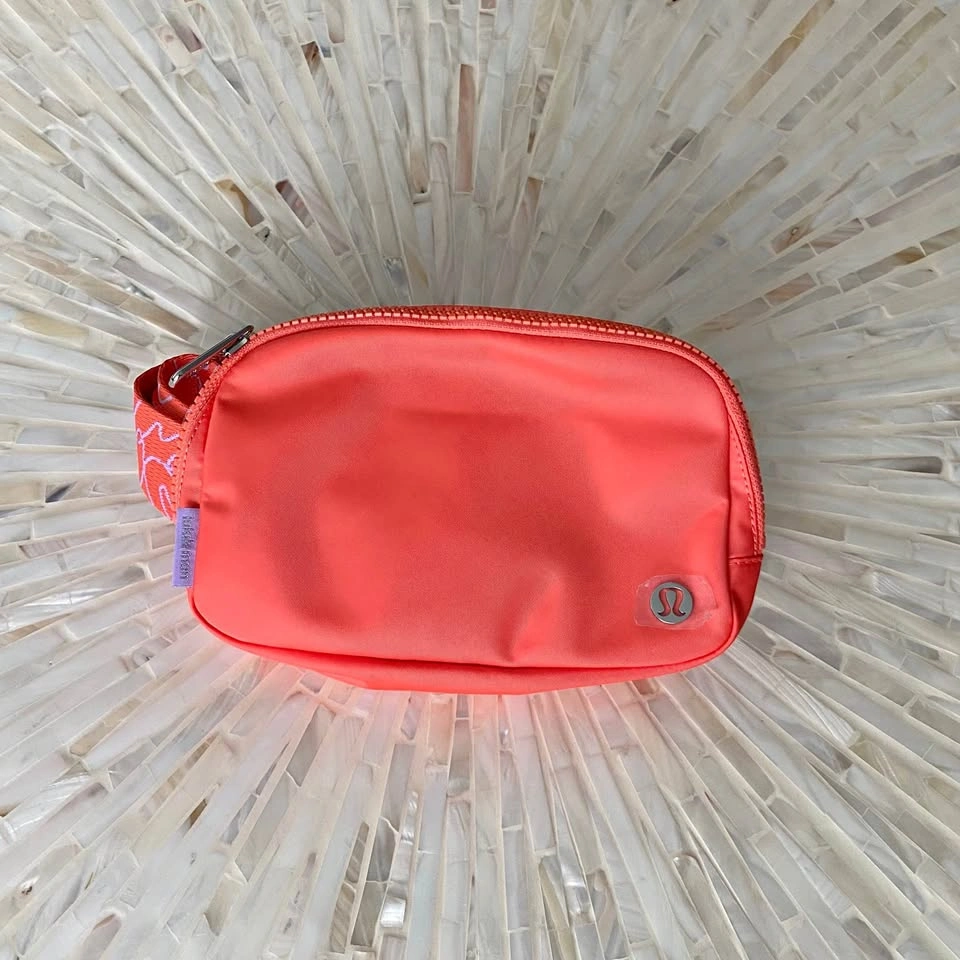 NWT Lululemon Everywhere Belt Bag 1L