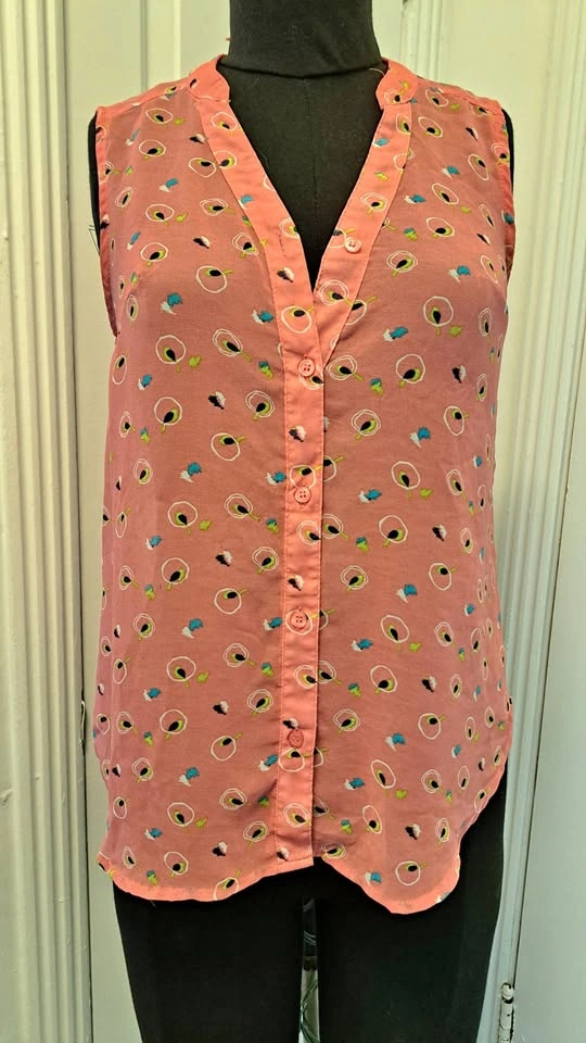 Sleeveless Tops
