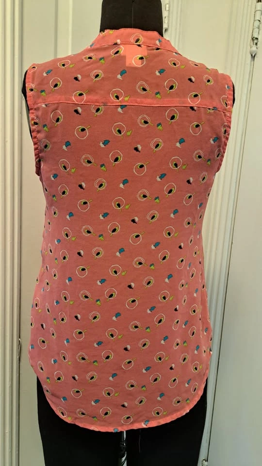 Sleeveless Tops - photo 2