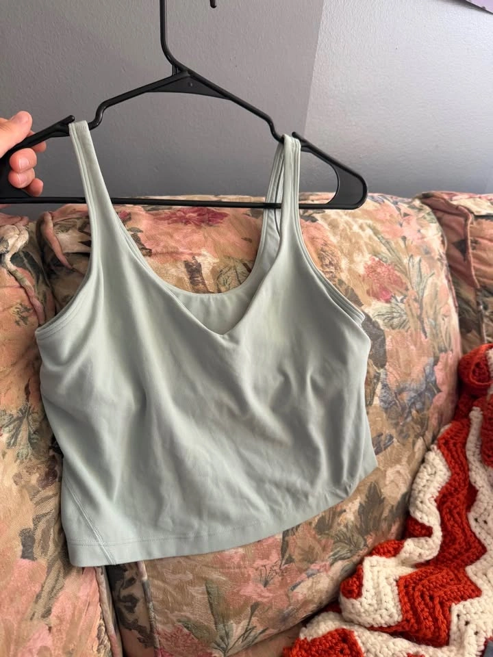 Lululemon sage green tank top - photo 2