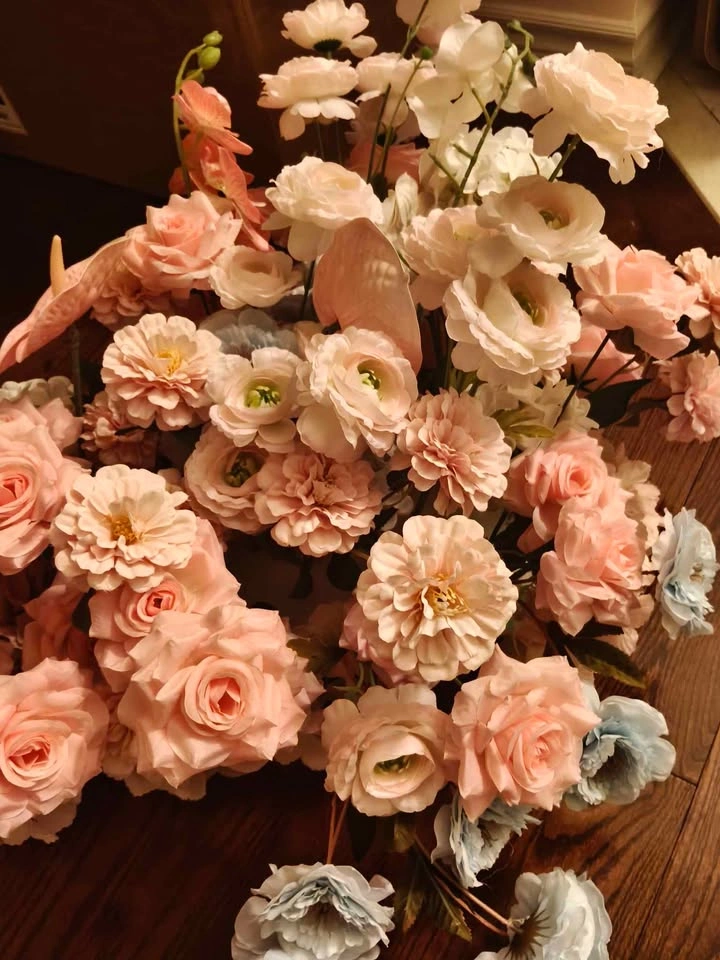 Large Artificial Floral Runners and Arrangements - photo 4