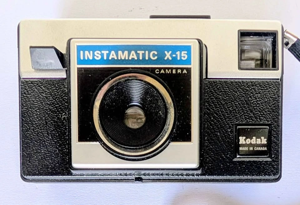Vintage 1970's Kodak Instamatic X-15 Camera (Rare Made in Canada - photo 2