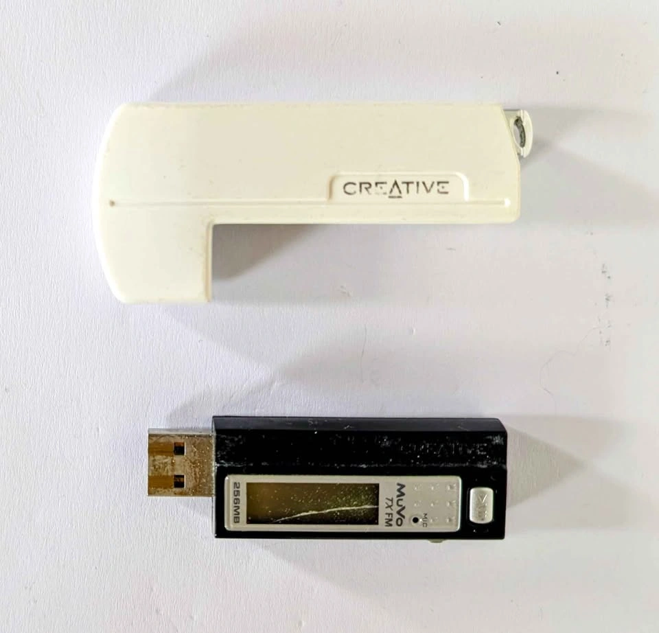 Creative MuVo TX FM Radio and Mp3 Player 256MB - photo 3