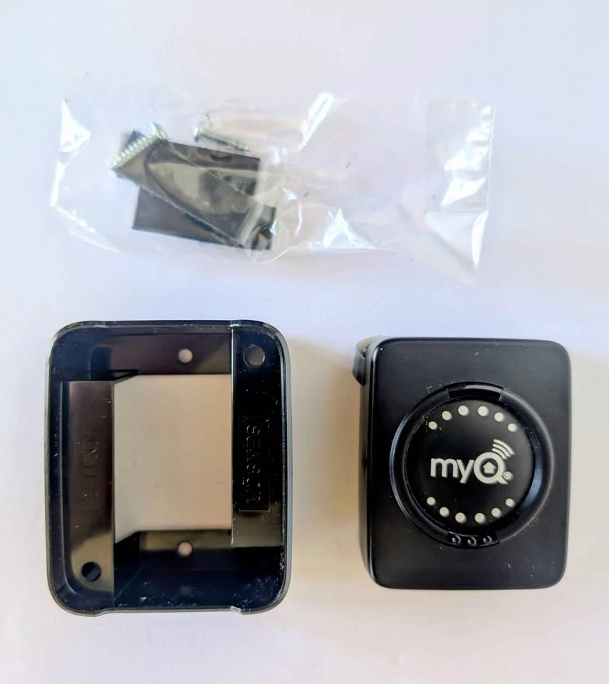 Brand New Chamberlain myQ Smart Garage Door Sensor - photo 3