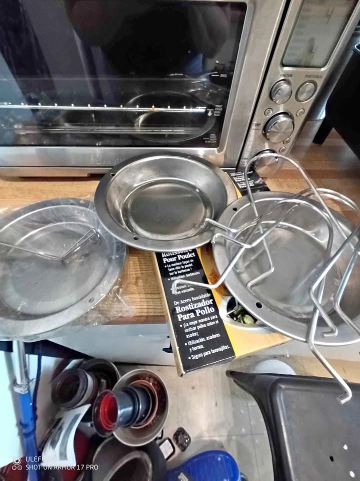 GrillPro Stainless Steel Chicken Beer/Flavour Roaster