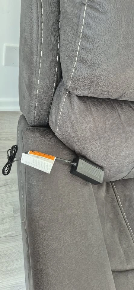 Brand New Sofa - photo 5