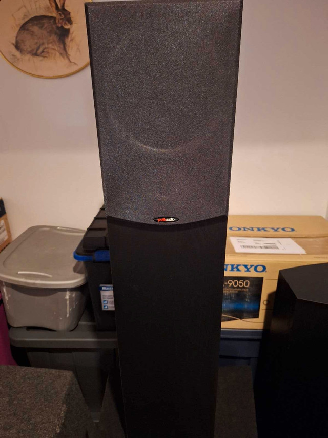 New Pair of Polk Audio R300 Floor Standing Speaker
