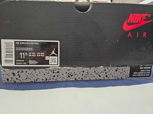 Jordan Retro 5 Fire Red 2020
