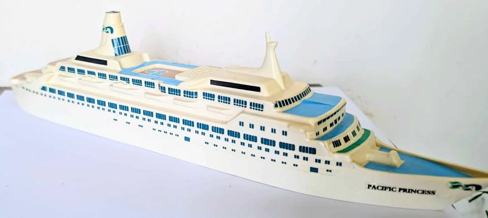 Vintage 1984 Montego Products Love Boat Pacific Princess