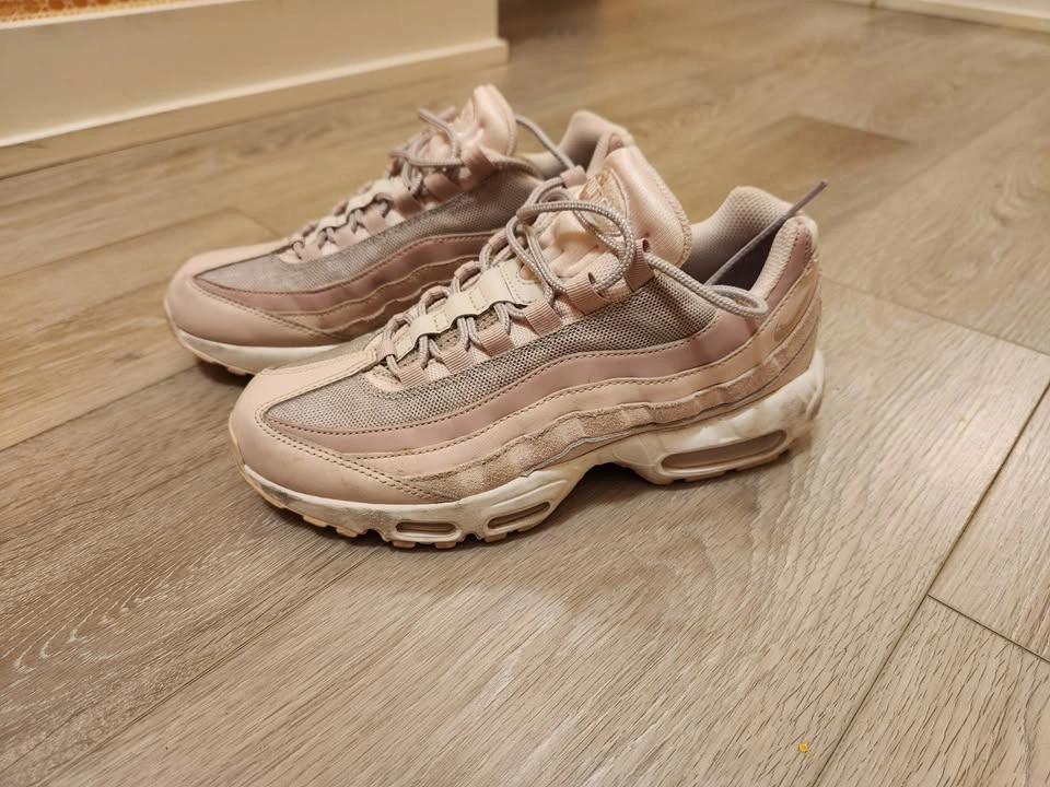 Nike Air Max 95 'Barely Rose Plum Chalk' - photo 2