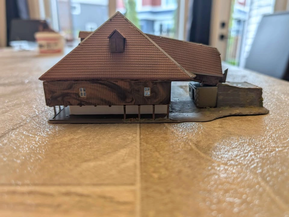 Preassembled Kibri N Scale Bernesse Mittleland Farmhouse - photo 4