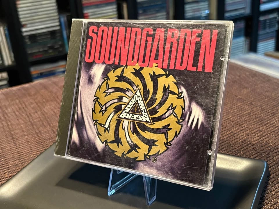 Classic Album by Soundgarden – ‘Badmotorfinger’ (1991 CD)