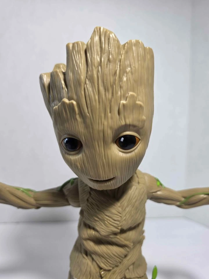 Marvel Guardians of the Galaxy Vol. 2 Dancing Groot Hasbro 11.5" - photo 2
