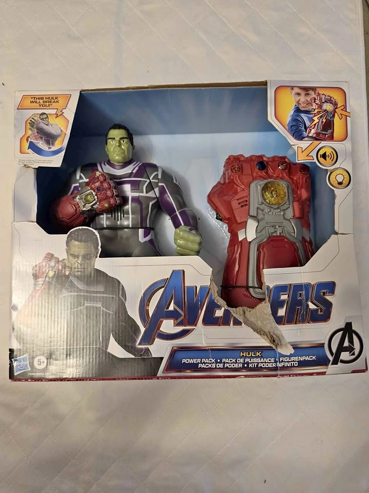 NIB Marvel Avengers: Endgame Hulk figure with electronic Infinit