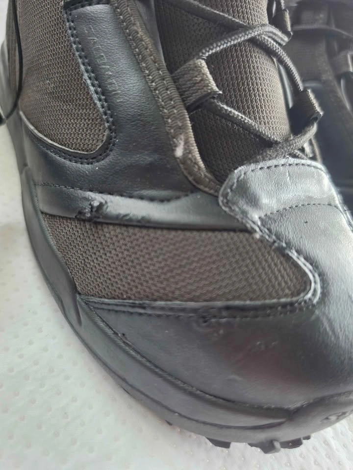Salomon Snowboard Boots size 10 and Zionor Goggles - photo 4