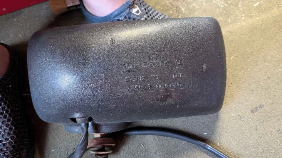 Vintage AEM Electric Co Headlights - photo 2