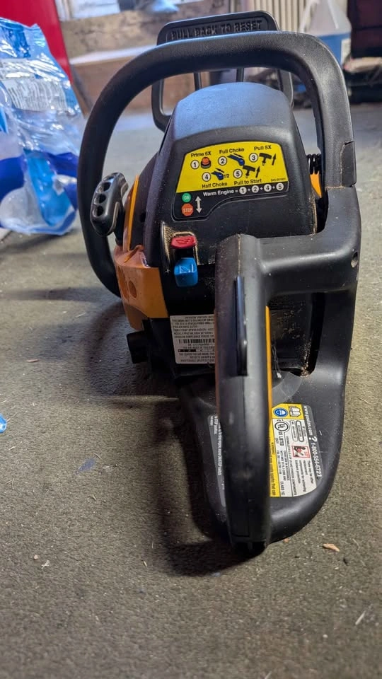Poulan Pro PP4218A 42cc Gas Chainsaw - photo 2