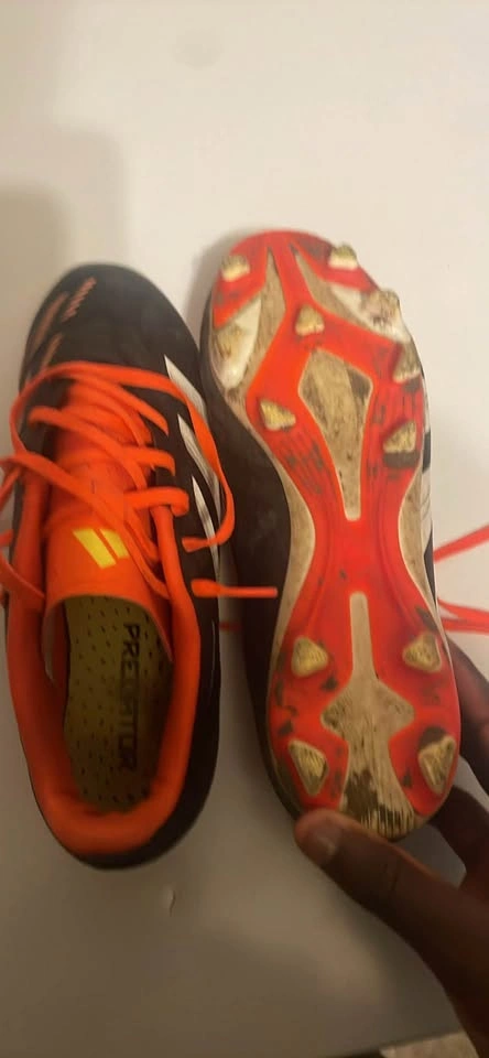 Adidas Predator Soccer Cleats Size 9M - photo 4