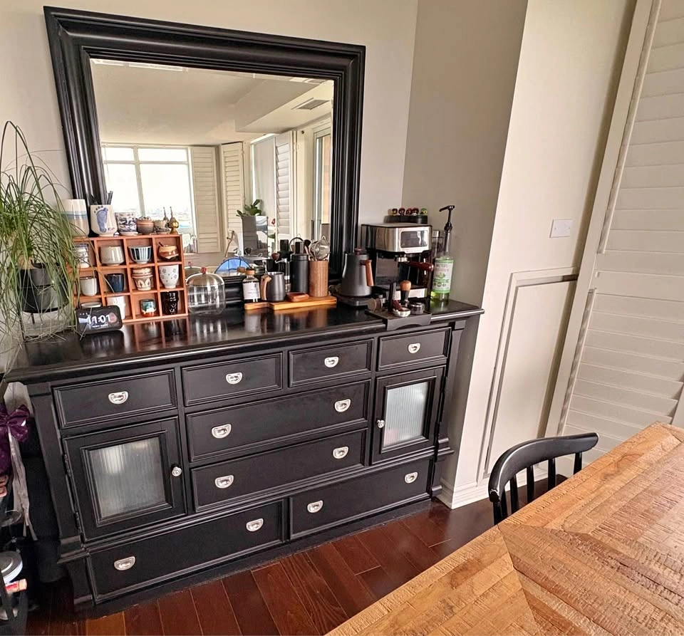 Vintage black dresser - Buffet