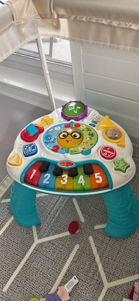 Baby Einstein music activity table