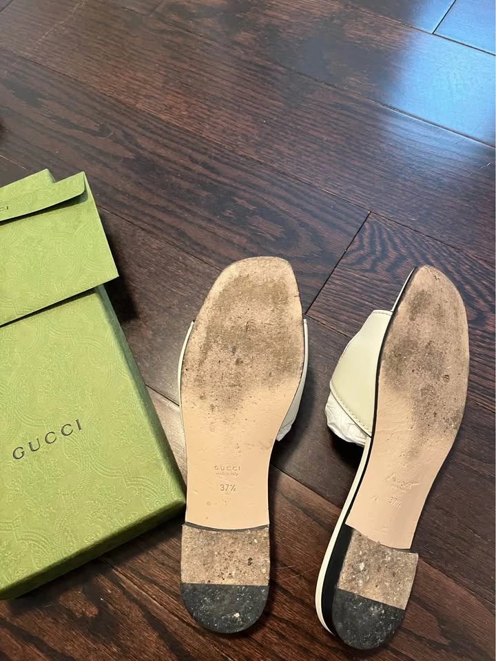 Gucci Interlocking G Slides Size 37.5 - photo 3