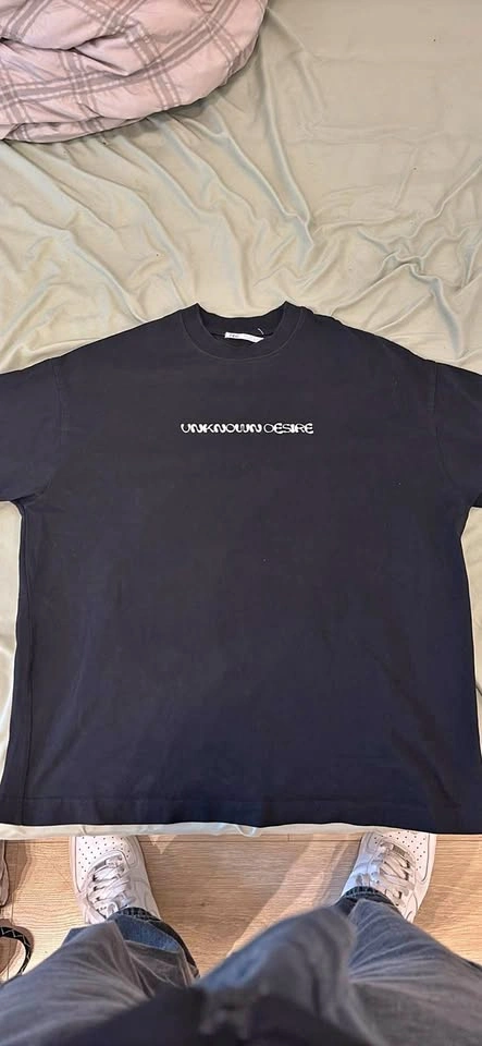 Zara Unknown Desire Black T-Shirt Size S