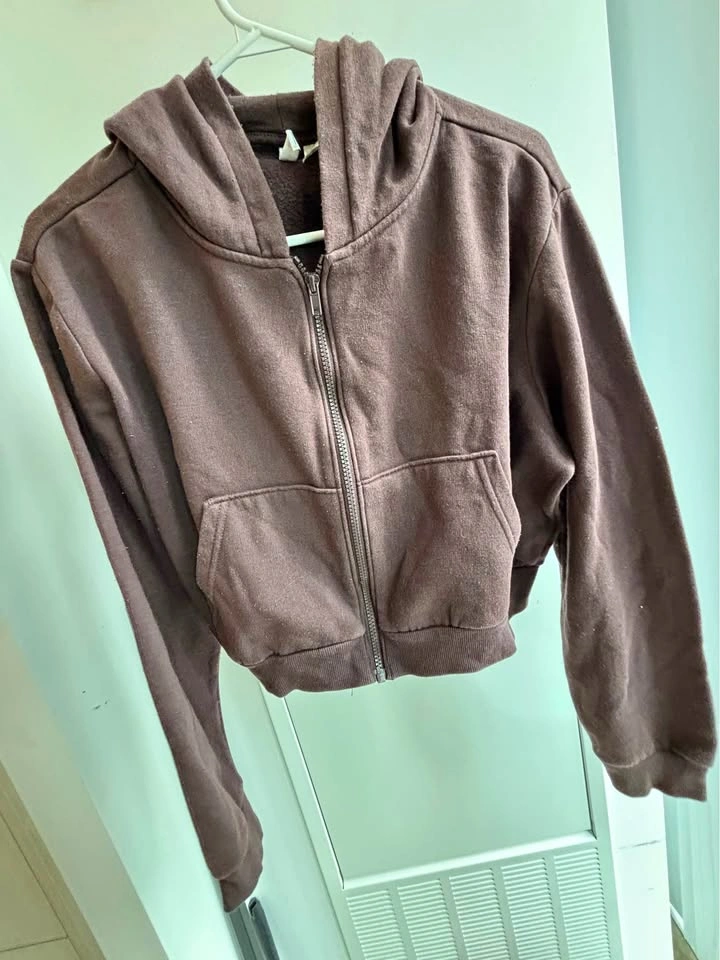 H&M DIVIDED Brown Cropped Zip-Up Hoodie