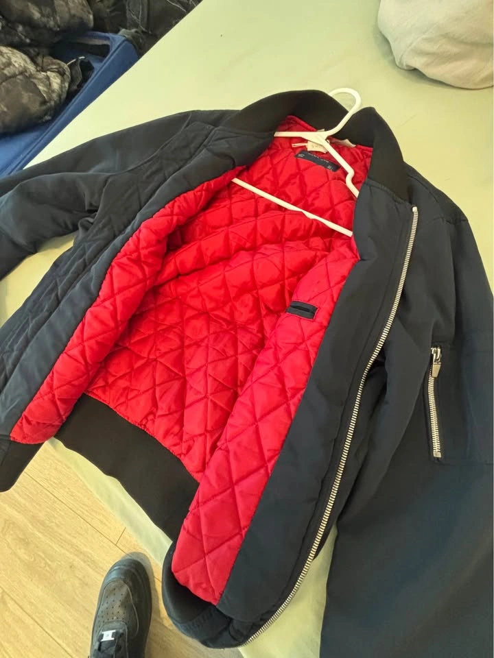 Zara Man Black Bomber Jacket Red Quilted Lining - photo 2