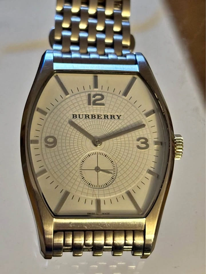 Burberry BU1550 Swiss Made Watch, Ronda 6 jewels movement