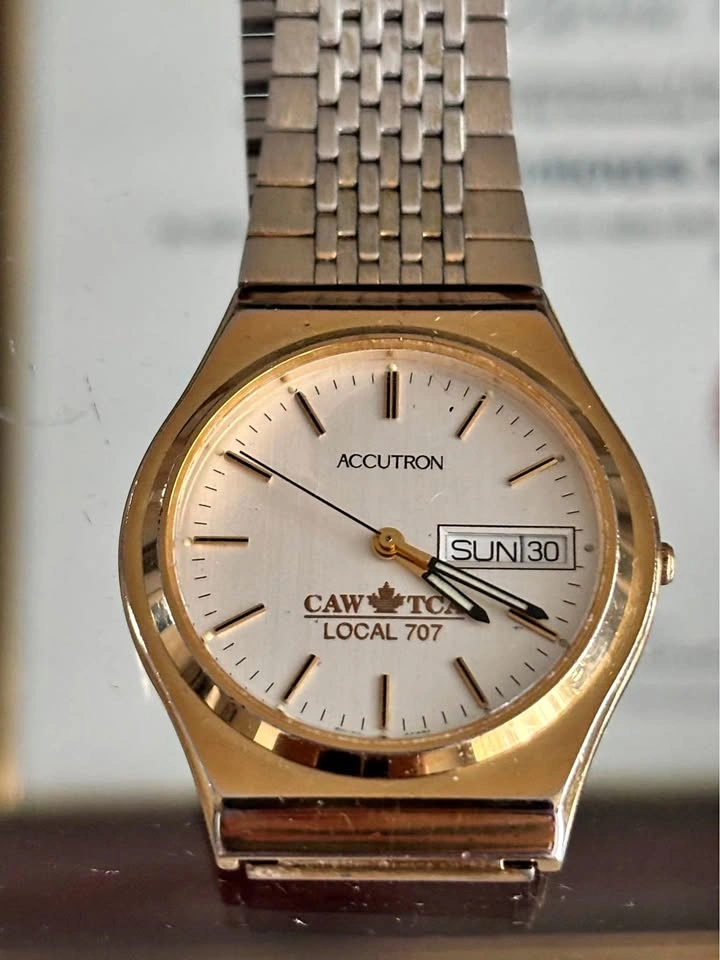 Vintage Accutron quartz watch, gold plated. New battery.