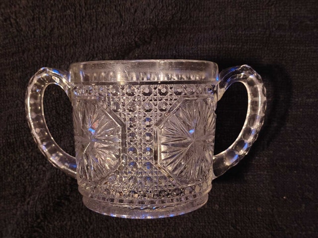 Antique E.A.P.G. Double-handled open sugar bowl - photo 2