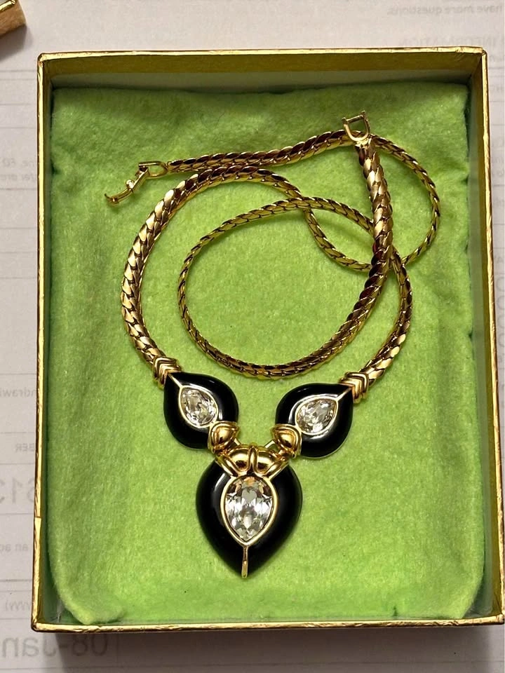 Luxurious gold plated Christian Dior necklace