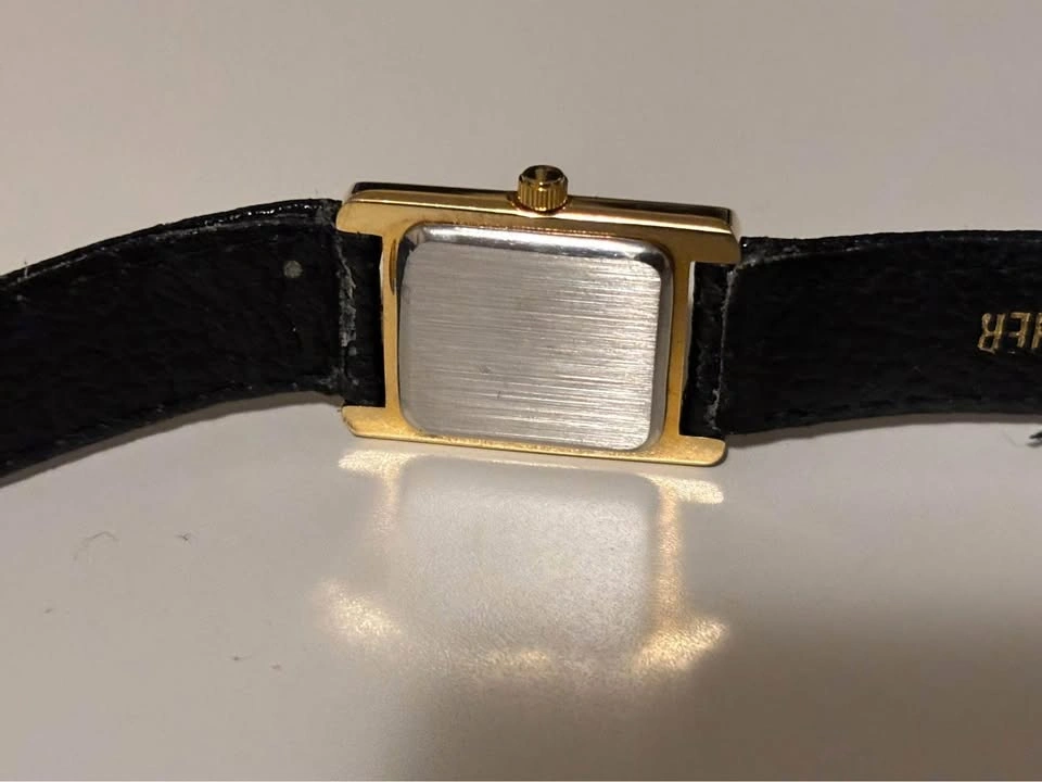Luxury ladies watch, quartz movement, new battery, leather band - photo 4