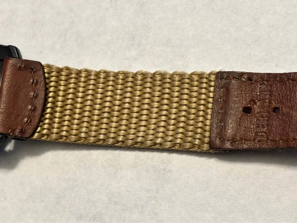 Victorinox Swiss army watches. New battery, leather and canvas k - photo 4