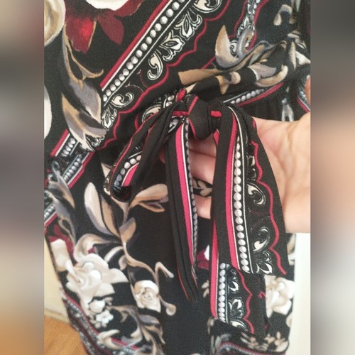 White House Black Market Black and Cream Floral Dress Size Small - photo 5