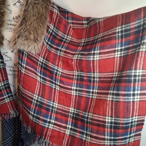 Red Plaid Poncho Wrap with Faux Fur Collar - photo 5