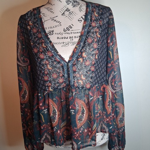 Floral Paisley V-Neck Blouse