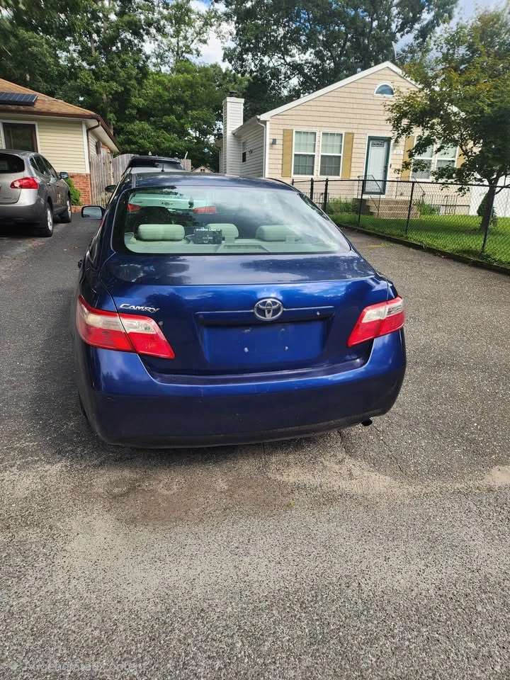 2009 Toyota Camry Sedan 4D