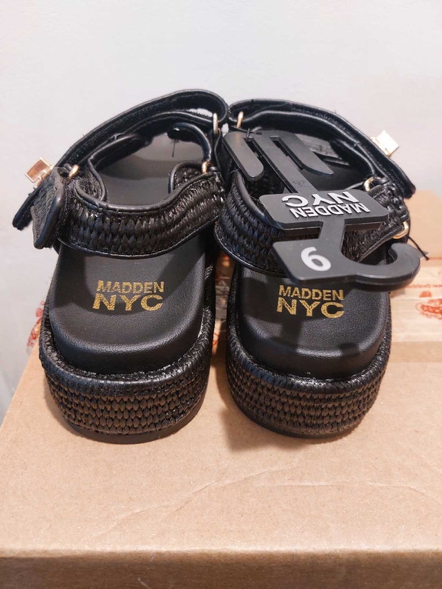Madden NYC Sandals - photo 3