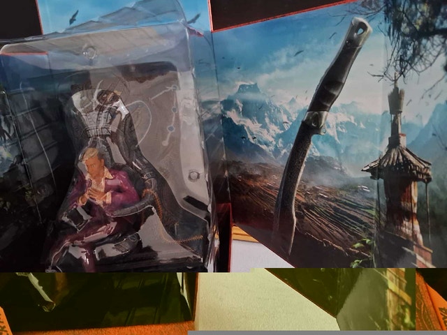 Collectors figure - photo 3