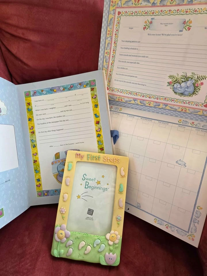 Baby's First Year gift set - photo 2