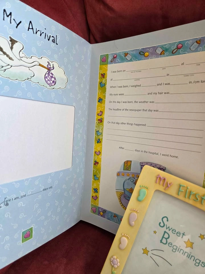 Baby's First Year gift set - photo 4