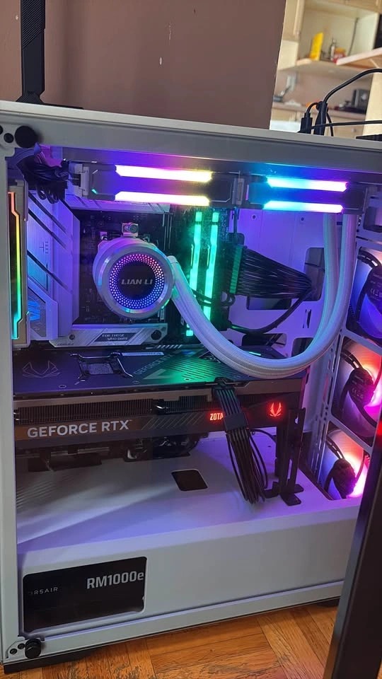 Zotac Gaming GeForce RTX 5080 - photo 2