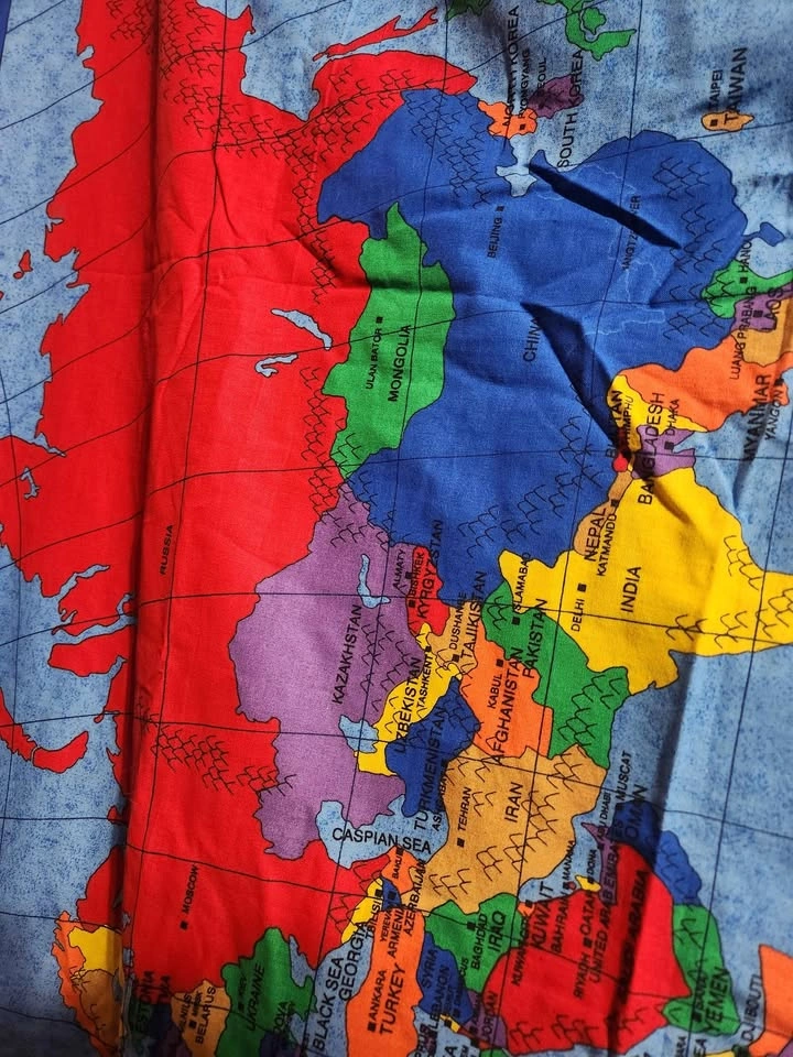 World map fabric panel, Fabric Traditions 1998, quilters cotton - photo 3