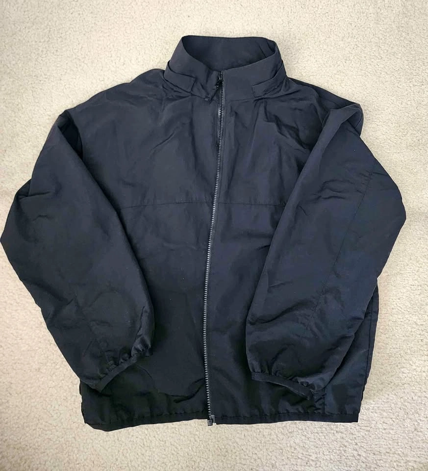 Uniqlo windbreaker Pocketable