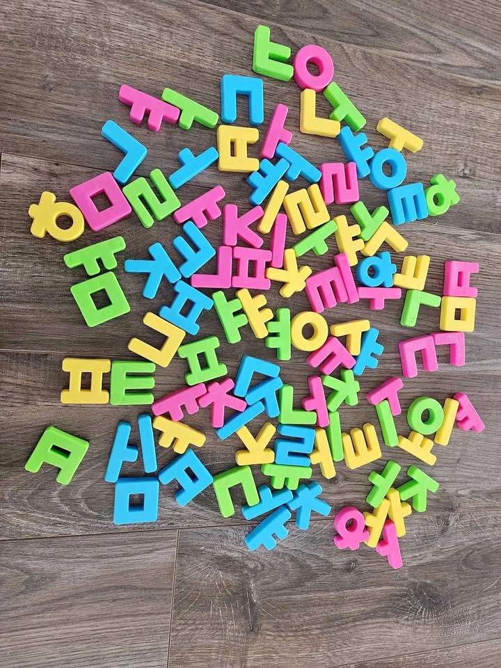 Korean alphabet magnets
